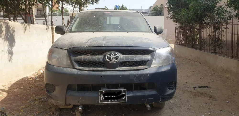 Toyota Hilux 2008 for Sale in Karachi Image-1