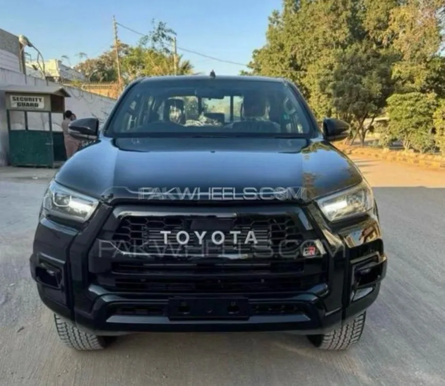Toyota Hilux 2023 for Sale in Peshawar Image-1