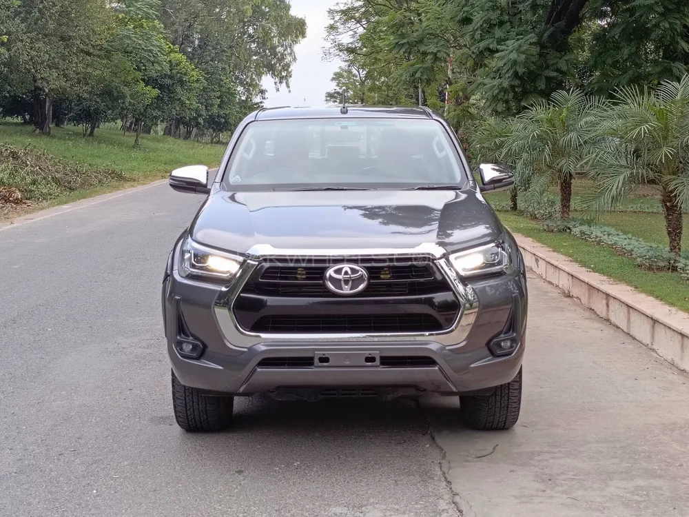 Toyota Hilux 2021 for Sale in Islamabad Image-1
