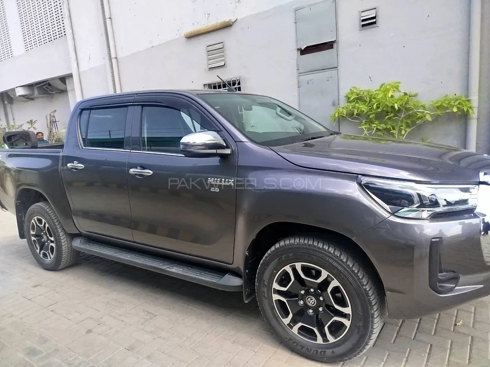 Toyota Hilux 2024 for Sale in Karachi Image-1