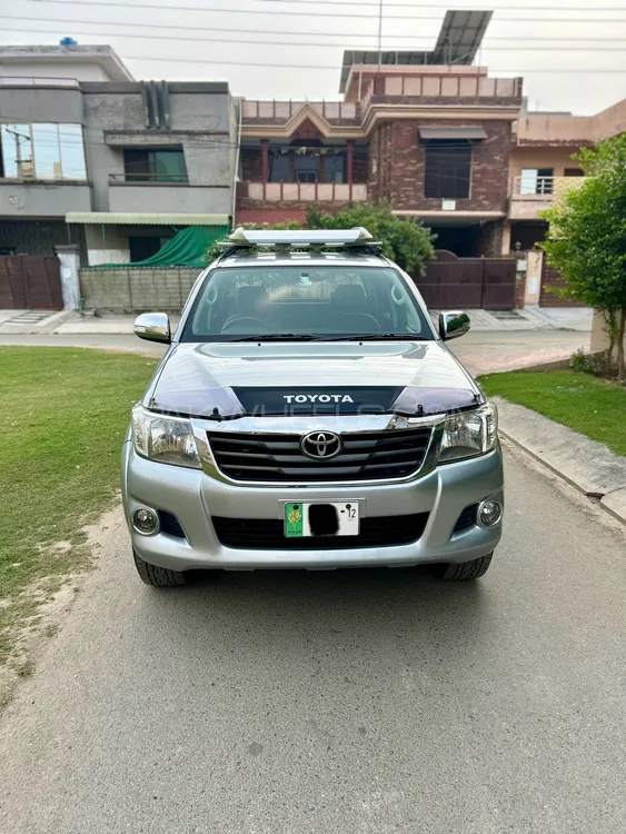 Toyota Hilux 2012 for Sale in Lahore Image-1