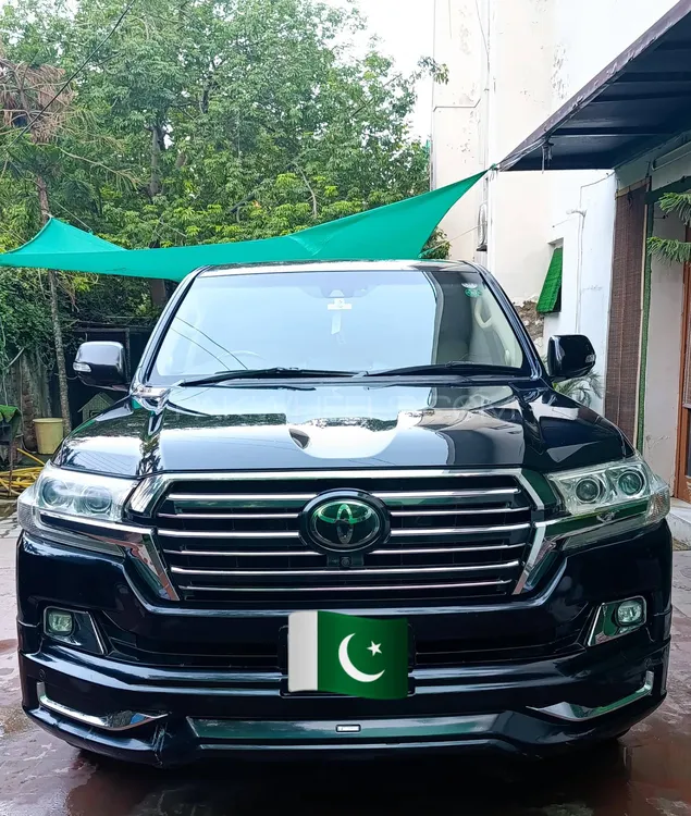 Toyota Land Cruiser 2016 for Sale in Lahore Image-1