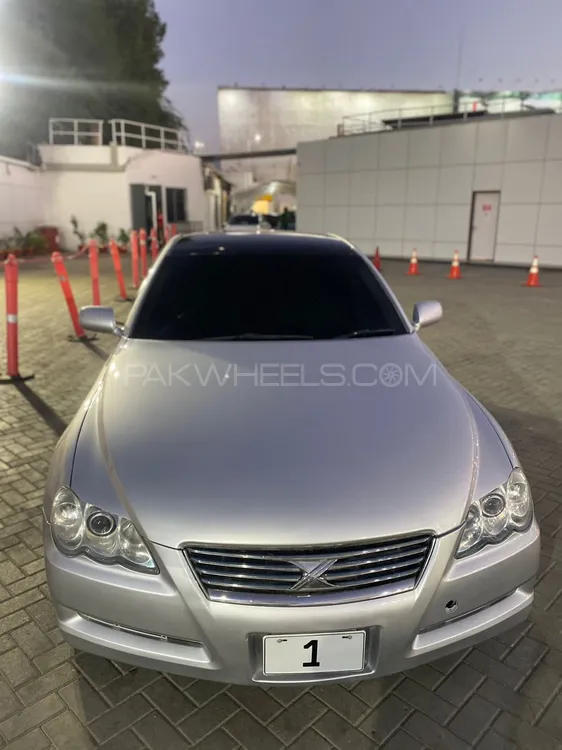 Toyota Mark X 2005 for Sale in Karachi Image-1