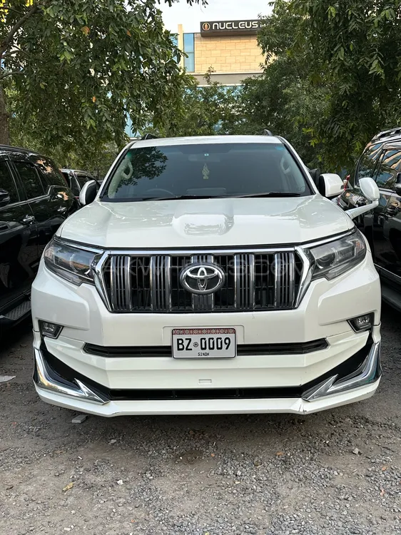 ٹویوٹا پراڈو 2010 for Sale in اسلام آباد Image-1
