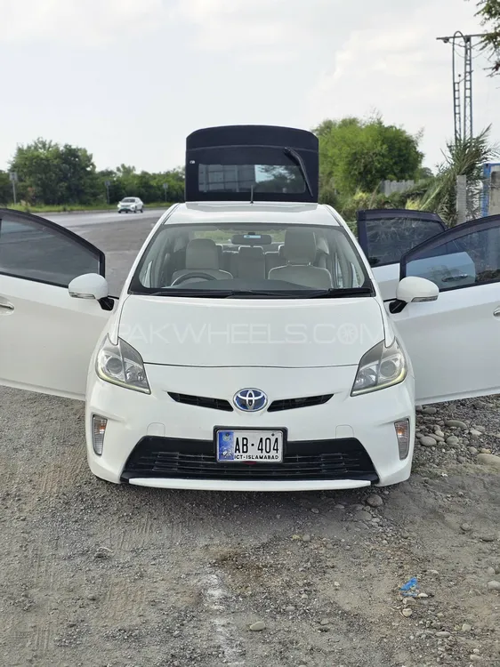 ٹویوٹا پریوس 2010 for Sale in پشاور Image-1