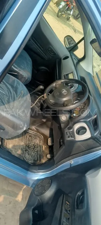 Toyota Vitz 2012 for Sale in Daska Image-1