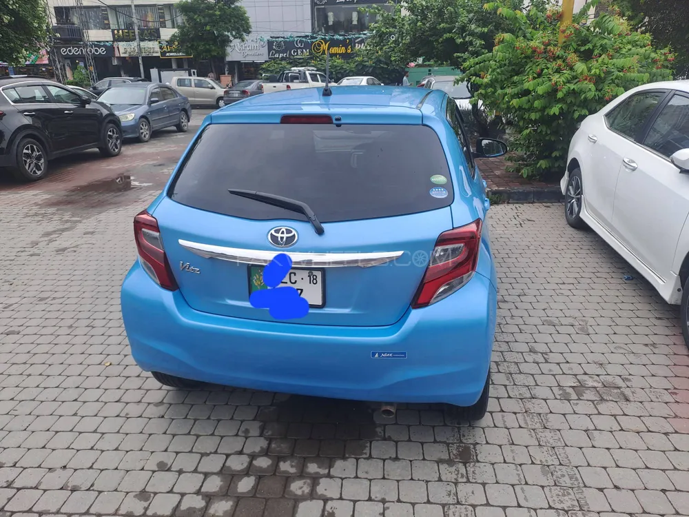 Toyota Vitz 2014 for Sale in Lahore Image-1