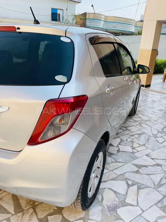 Toyota Vitz 2013 for Sale in Rawalpindi Image-1
