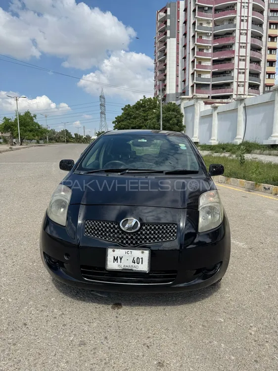 Toyota Vitz 2005 for Sale in Karachi Image-1