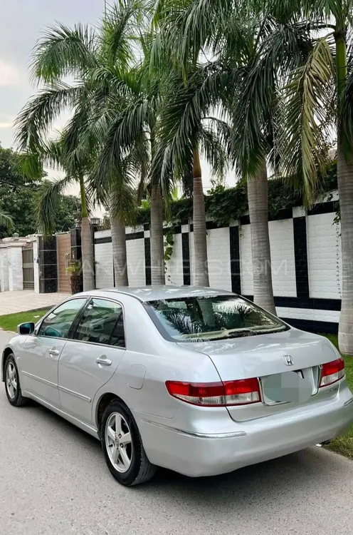 Honda Accord 2005 for Sale in Islamabad Image-1