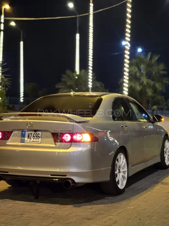 Honda Accord 2005 for Sale in Islamabad Image-1