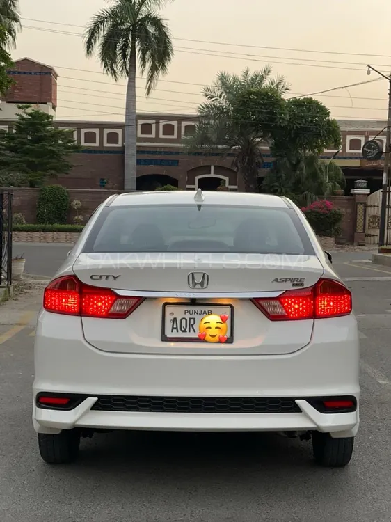 Honda City 2024 for Sale in Faisalabad Image-1