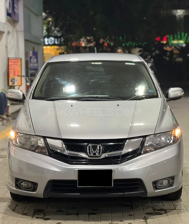 Honda City 2018 for Sale in Lahore Image-1