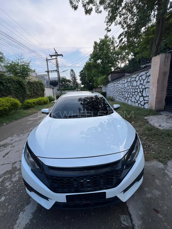 Honda Civic 2017 for Sale in Peshawar Image-1