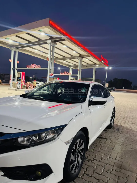 Honda Civic 2018 for Sale in Islamabad Image-1