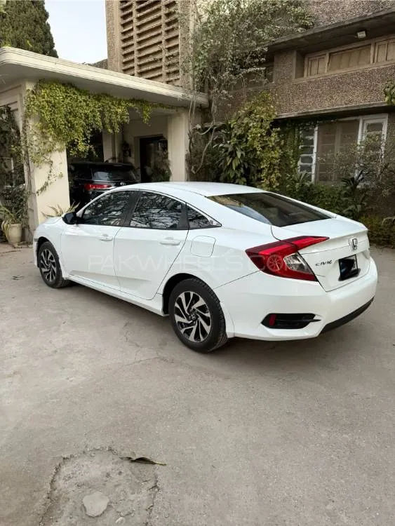 Honda Civic 2018 for Sale in Rawalpindi Honda Civic 2018 for Sale in Rawalpindi Image-3