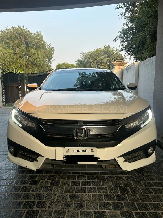 Honda Civic 2022 for Sale in Lahore Image-1
