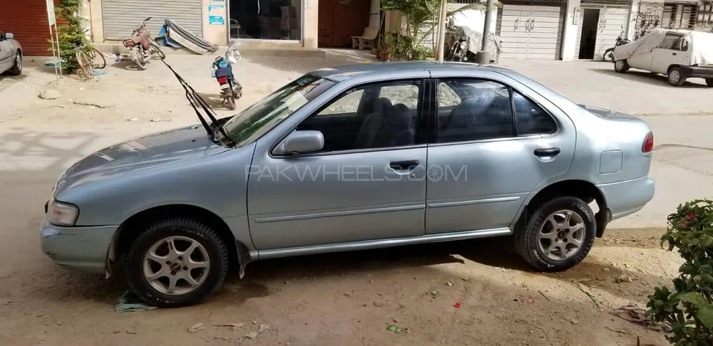 Nissan Sunny 1998 for Sale in Karachi Image-1