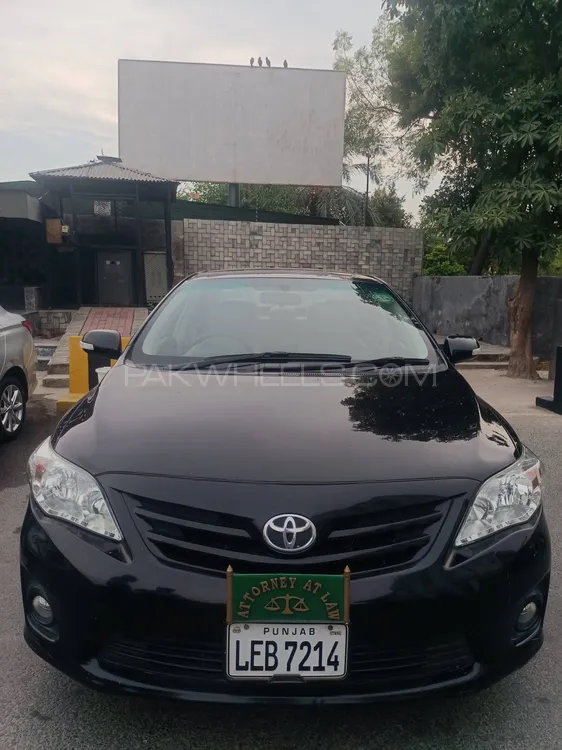 Toyota Corolla 2013 for Sale in Lahore Image-1