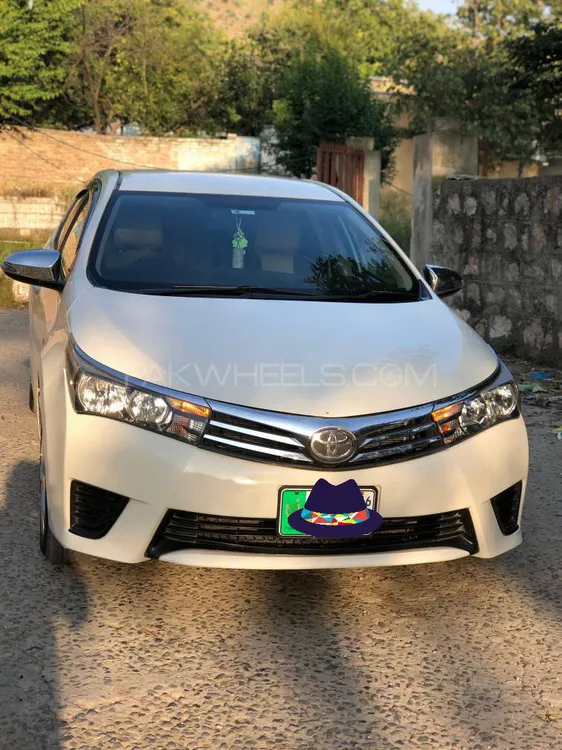 Toyota Corolla 2016 for Sale in Abbottabad Image-1