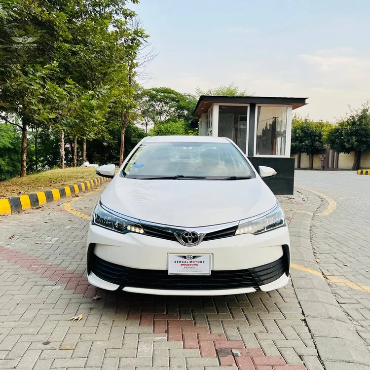 Toyota Corolla 2020 for Sale in Islamabad Image-1