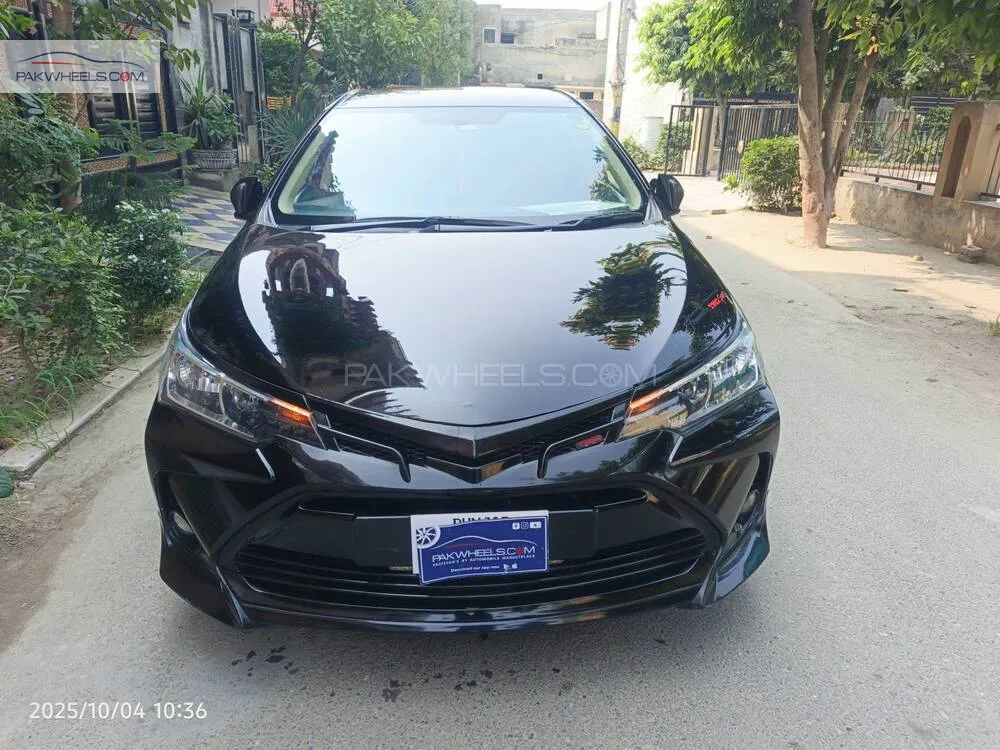 Toyota Corolla 2017 for Sale in Lahore Image-1
