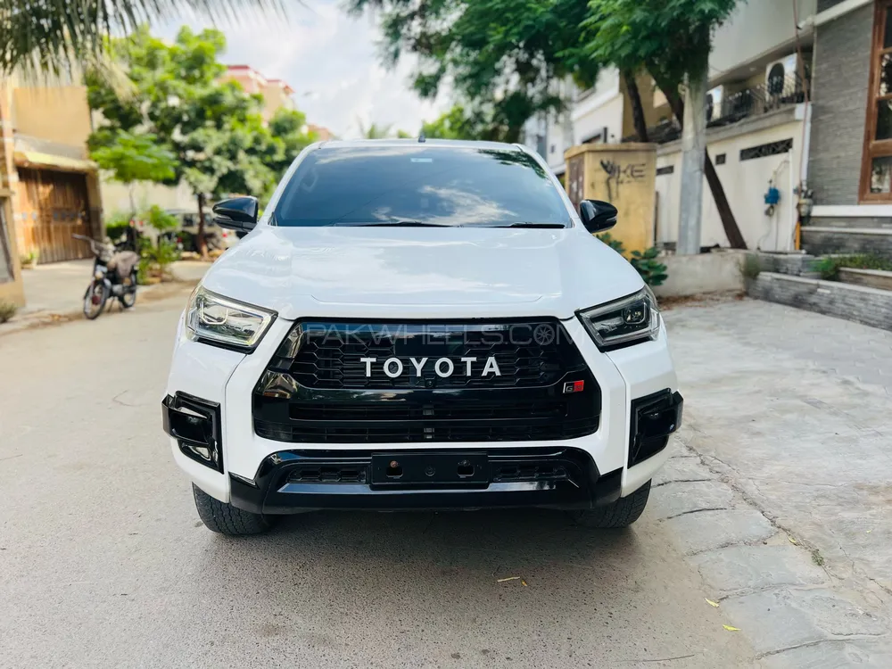 Toyota Hilux 2021 for Sale in Karachi Image-1