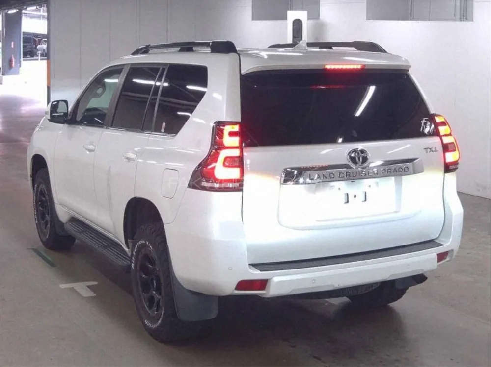Toyota Prado 2020 for Sale in Multan Toyota Prado 2020 for Sale in Multan Image-3