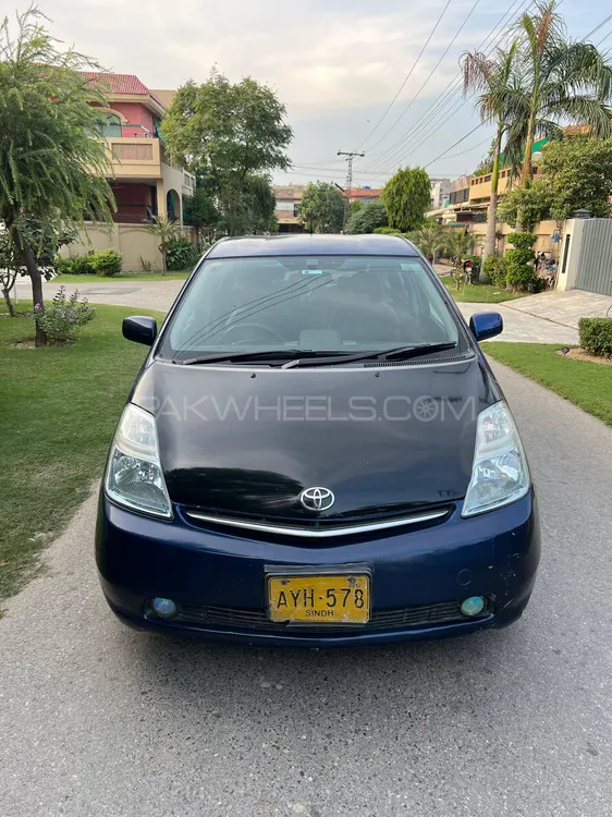 Toyota Prius 2007 for Sale in Lahore Image-1