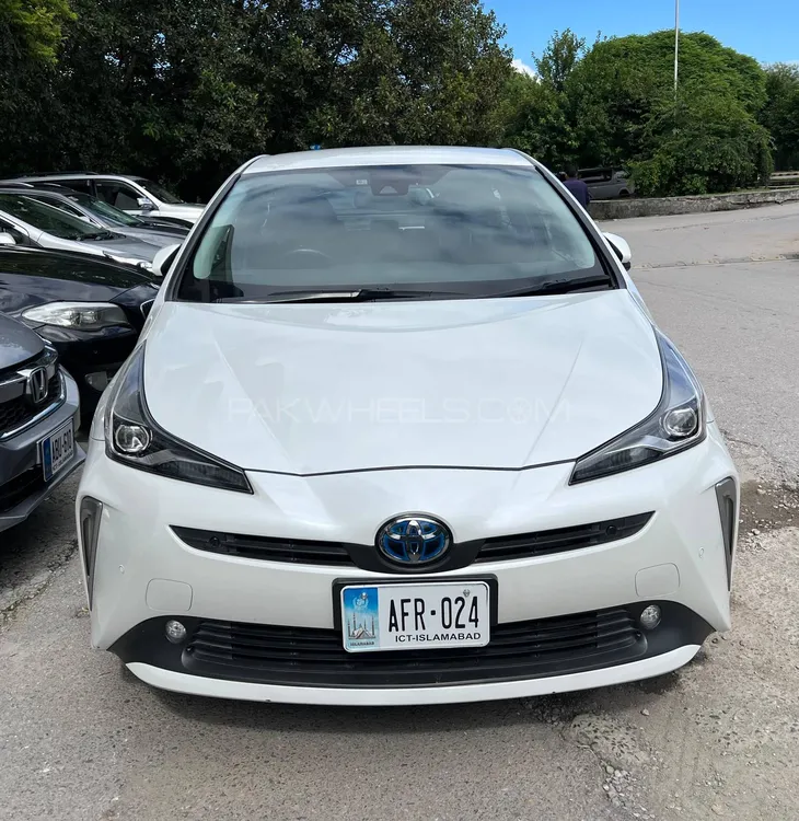 Toyota Prius 2020 for Sale in Islamabad Image-1