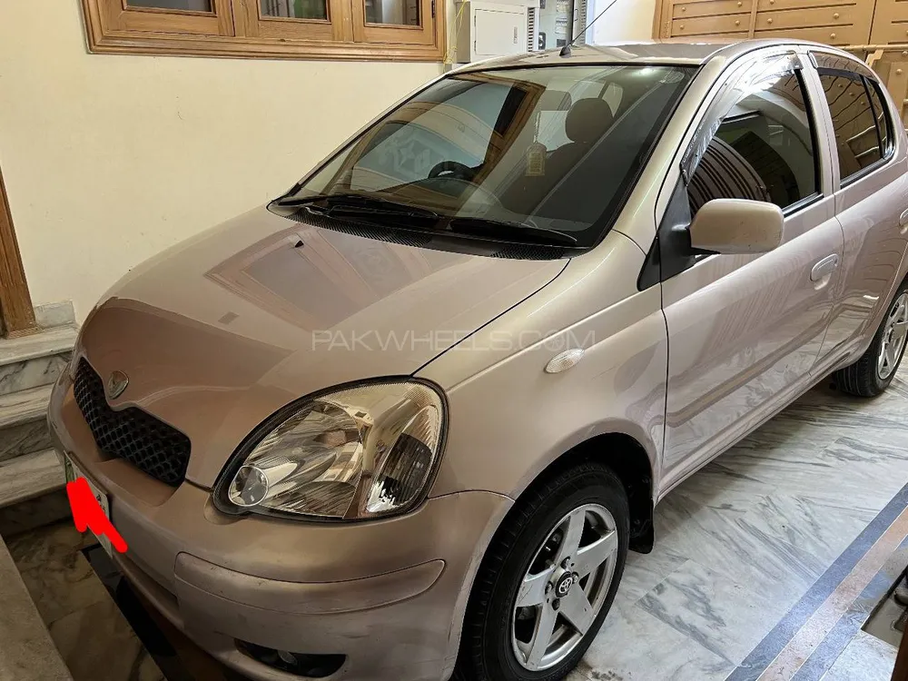 Toyota Vitz 2002 for Sale in Peshawar Image-1