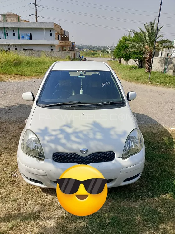 Toyota Vitz 2004 for Sale in Islamabad Image-1