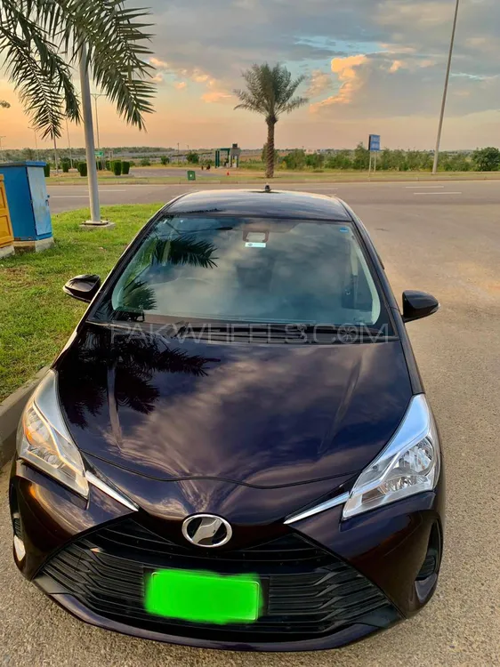 Toyota Vitz 2018 for Sale in Karachi Image-1