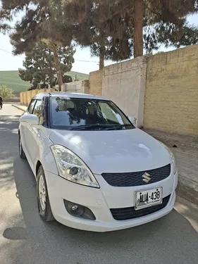 Suzuki Swift DLX Automatic 1.3 2011