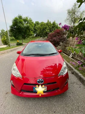 Toyota Aqua S 2013