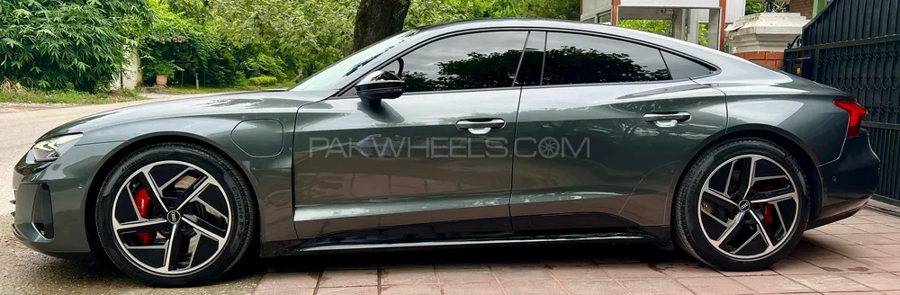Audi e-tron GT 2022 for Sale in Islamabad Audi e-tron GT 2022 for Sale in Islamabad Image-3