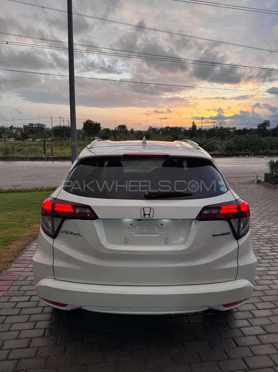 Honda Vezel 2015 for Sale in Islamabad Honda Vezel 2015 for Sale in Islamabad Image-4