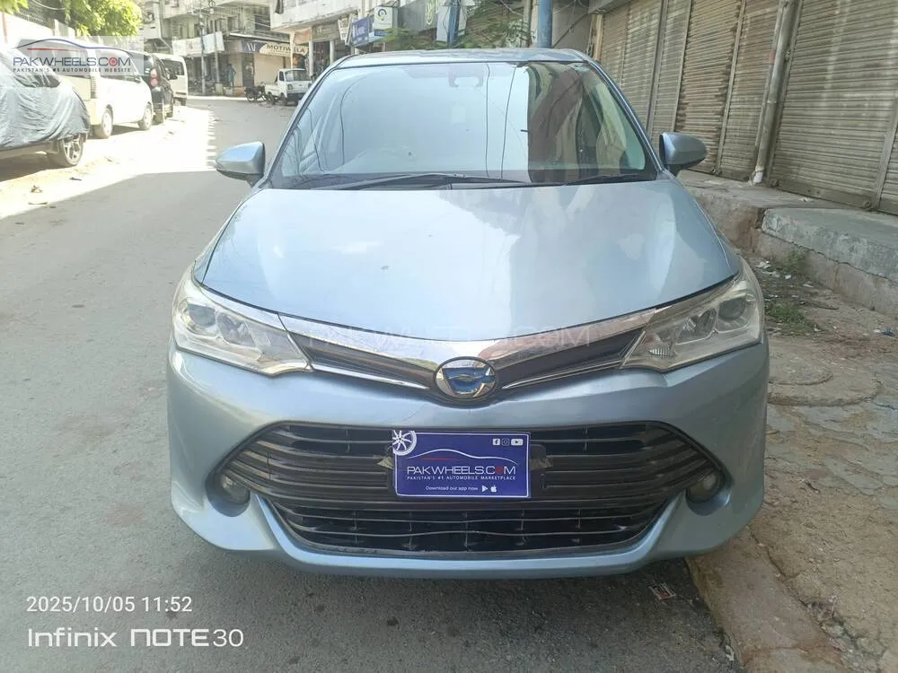 Toyota Corolla Axio 2016 for Sale in Karachi Image-1
