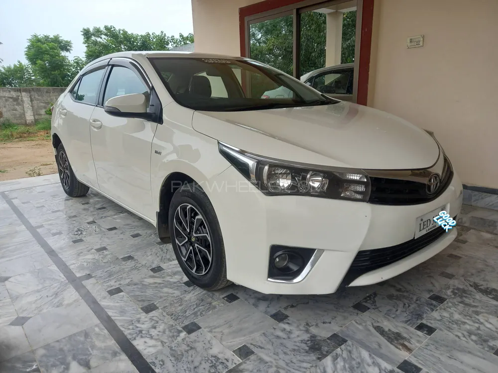 Toyota Corolla 2015 for Sale in Nowshera cantt Image-1