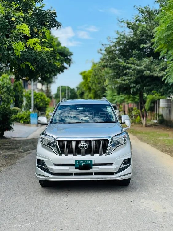 Toyota Prado 2011 for Sale in Gujranwala Image-1