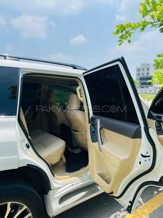 Toyota Prado 2016 for Sale in Islamabad Toyota Prado 2016 for Sale in Islamabad Image-8