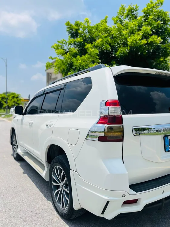 Toyota Prado 2016 for Sale in Islamabad Toyota Prado 2016 for Sale in Islamabad Image-4