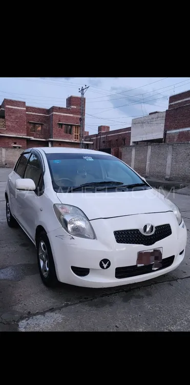 Toyota Vitz 2006 for Sale in Peshawar Toyota Vitz 2006 for Sale in Peshawar Image-4
