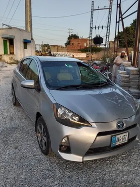 Toyota Aqua G 2012