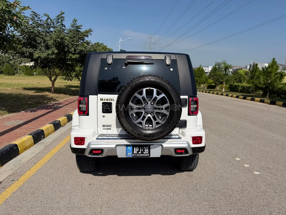 BAIC BJ40 Plus 2022 for Sale in Islamabad BAIC BJ40 Plus 2022 for Sale in Islamabad Image-6