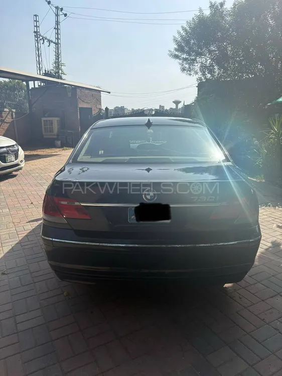 بی ایم ڈبلیو 7 سیریز 2005 for Sale in لاہور بی ایم ڈبلیو 7 سیریز 2005 for Sale in لاہور Image-4