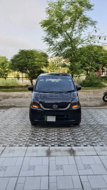 Daihatsu Move 2010 for Sale in Multan Image-1
