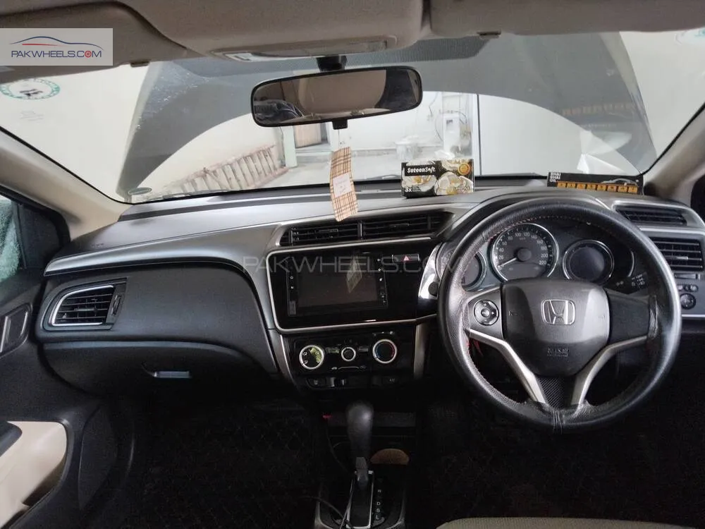 ہونڈا سٹی 2022 for Sale in لاہور ہونڈا سٹی 2022 for Sale in لاہور Image-10