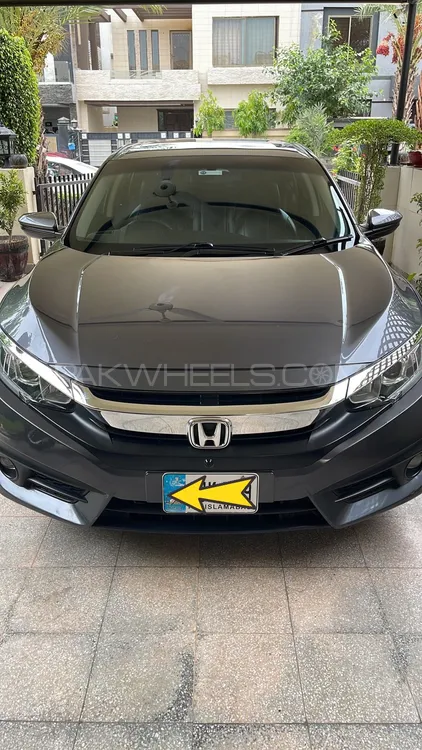 Honda Civic 2018 for Sale in Islamabad Image-1