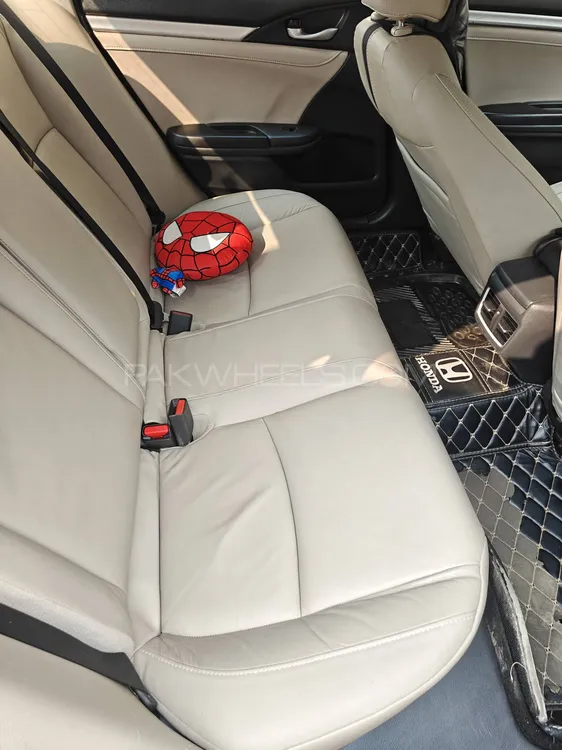 Honda Civic 2018 for Sale in Lahore Image-1